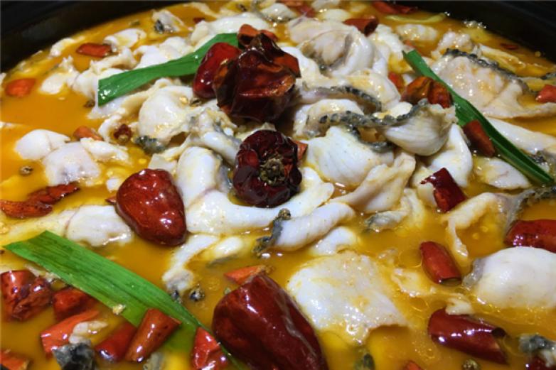 川里谈鸭嘴鱼酸菜鱼